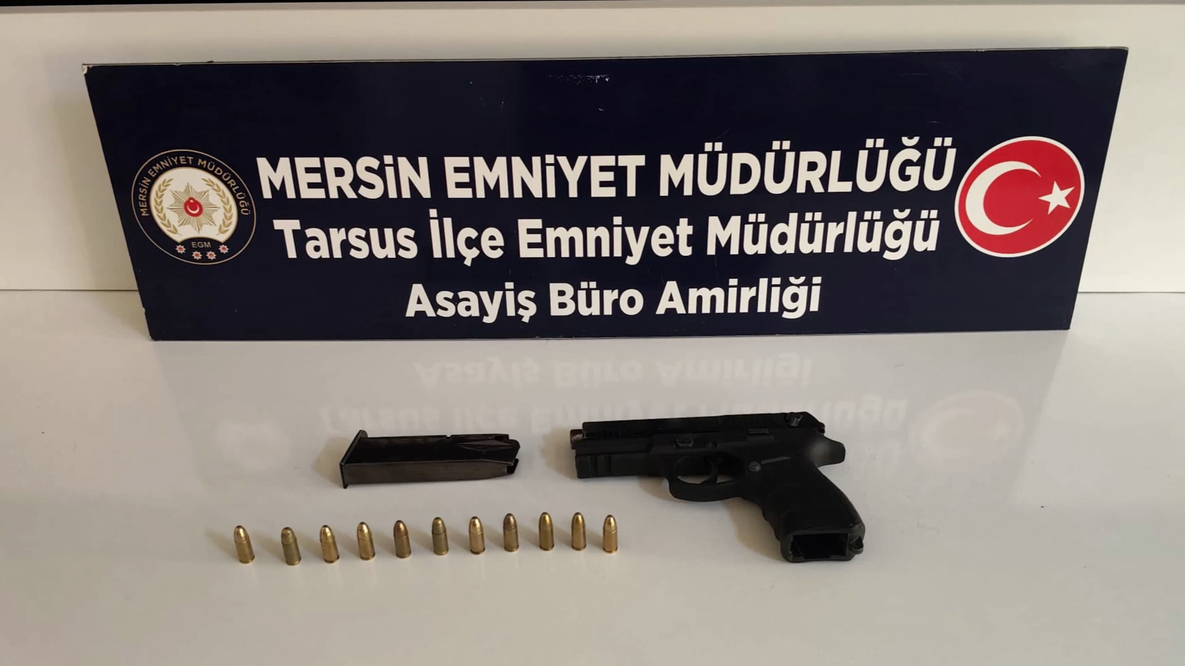 Tarsus'ta 4 ayrı dosyadan aranan şahıs yakalandı
