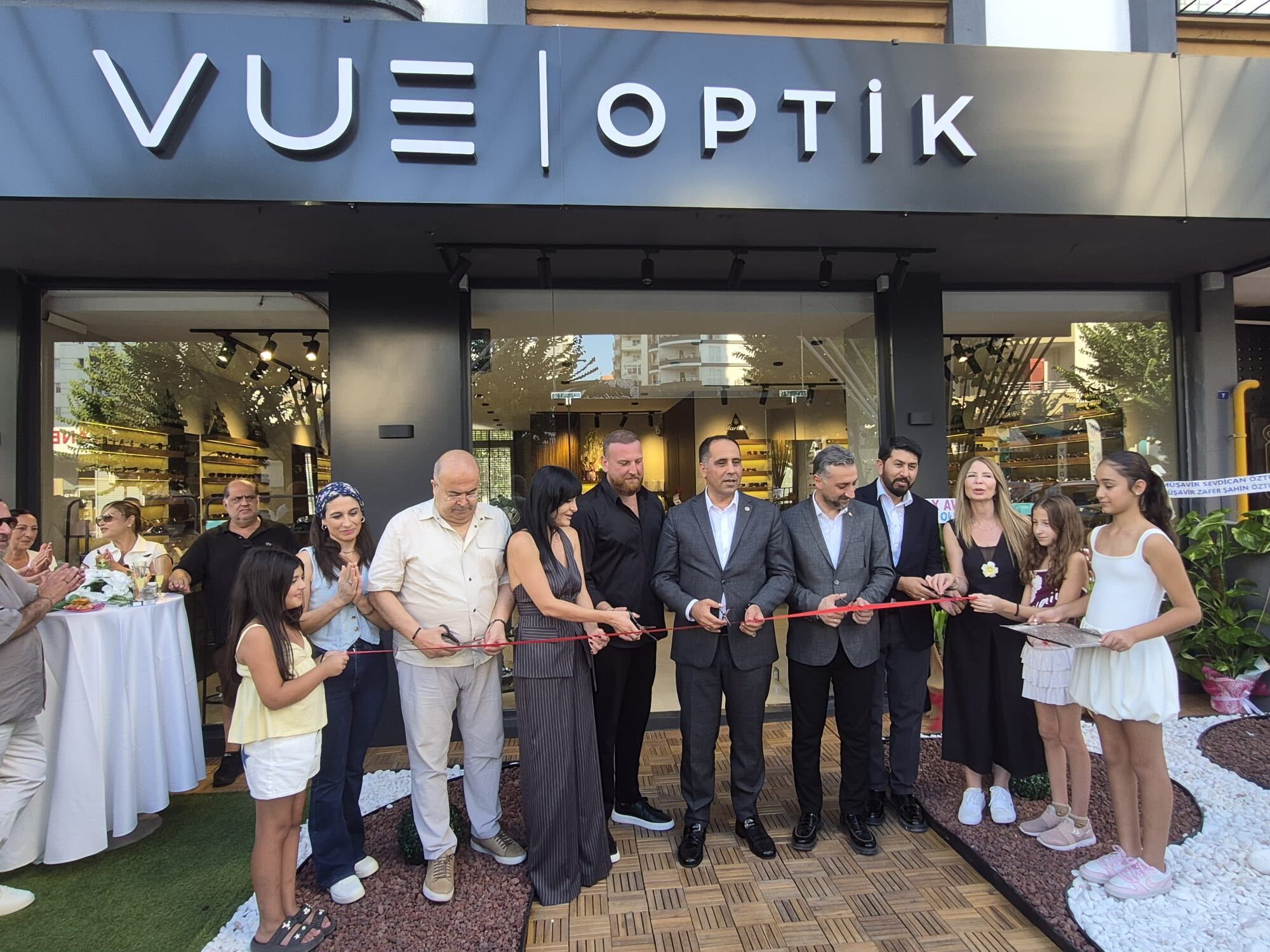 Vue Optik Mağazası Mezitli’de açıldı
