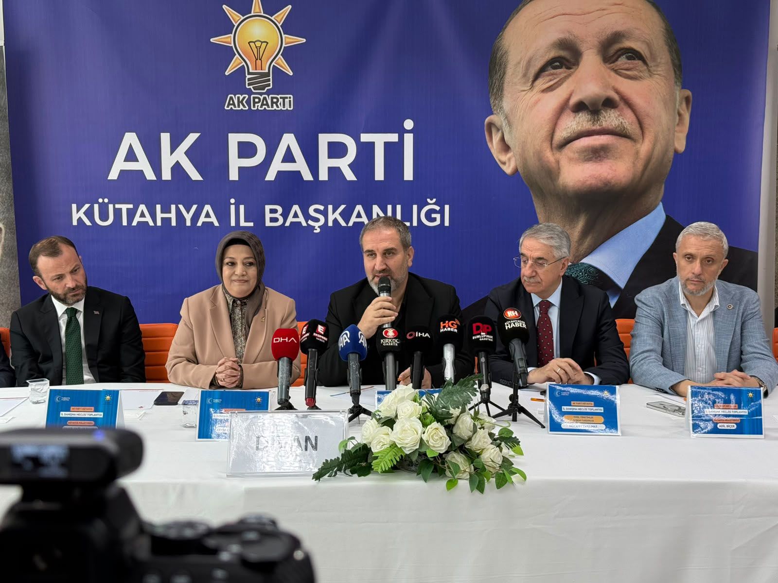 SİYASET