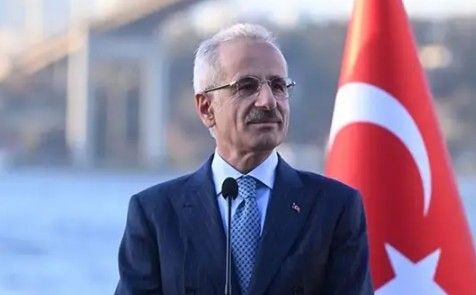 Bakan Uraloğlu.