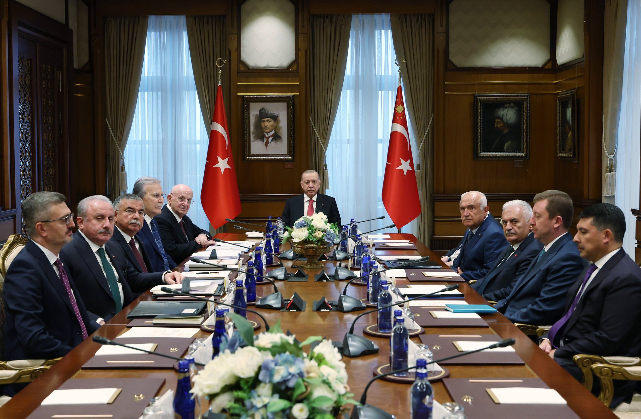 ‘Türkiye bölgesel barış ve güvenliği merkeze alıyor’