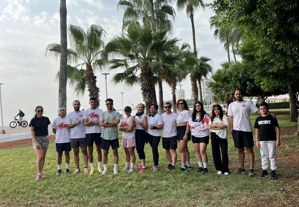 Mersin’de serin hava koşuculara yaradı