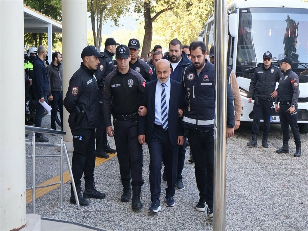 Milas soruşturmasında 20 kişi adliyeye sevk edildi