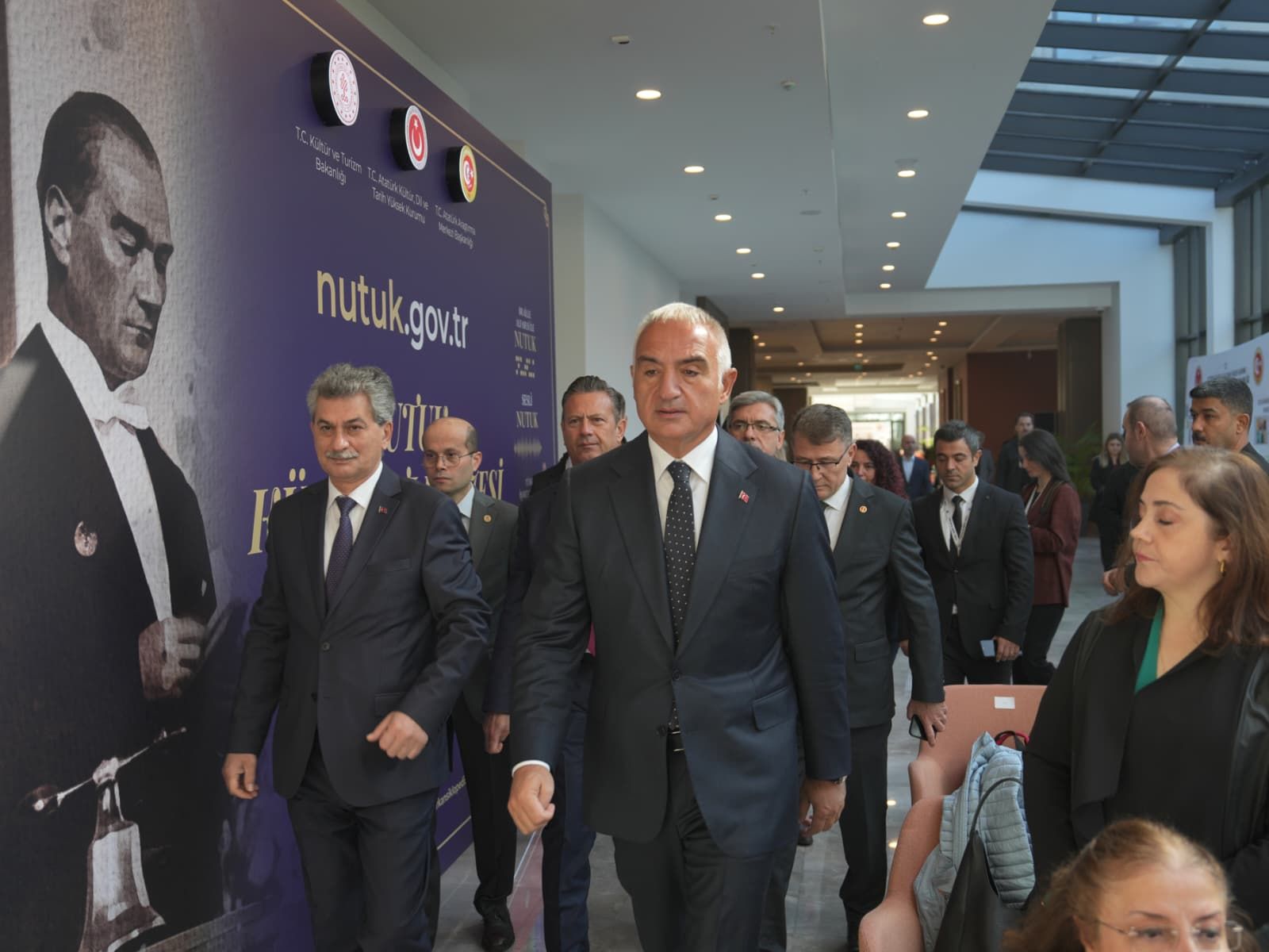 Nutuk 8 dilde dijital erişime açıldı