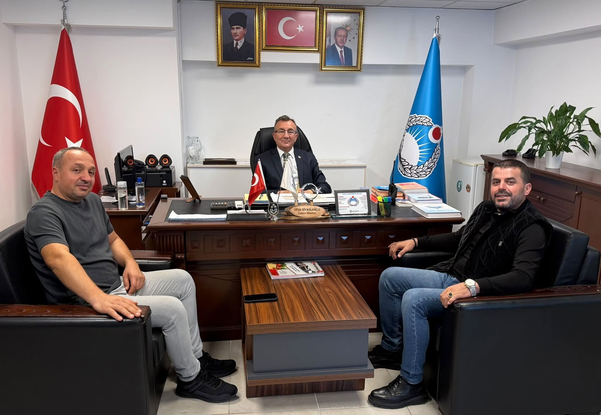 Mersinli pazarcı esnafı ve zabıtadan istişare buluşması