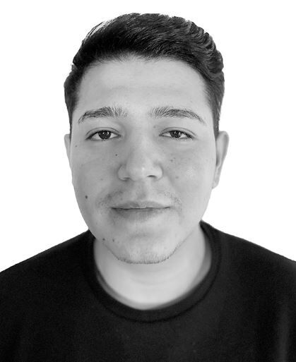 Ahmet  Koru